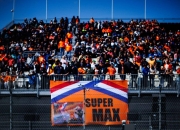 爱游戏网页版-红牛二队险胜梅赛德斯，佩雷兹刷新纪录