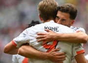 爱游戏入口-皇马完胜巴黎，凯恩带队取胜