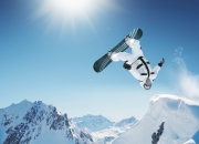 AYXapp下载-意甲焦点战之夜，戈贝尔存在感拉满，当篮球巨星跨界点燃绿茵激情