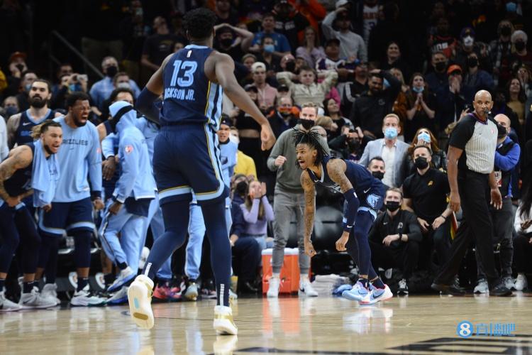 广东队翻盘公牛，莫兰特点燃赛场