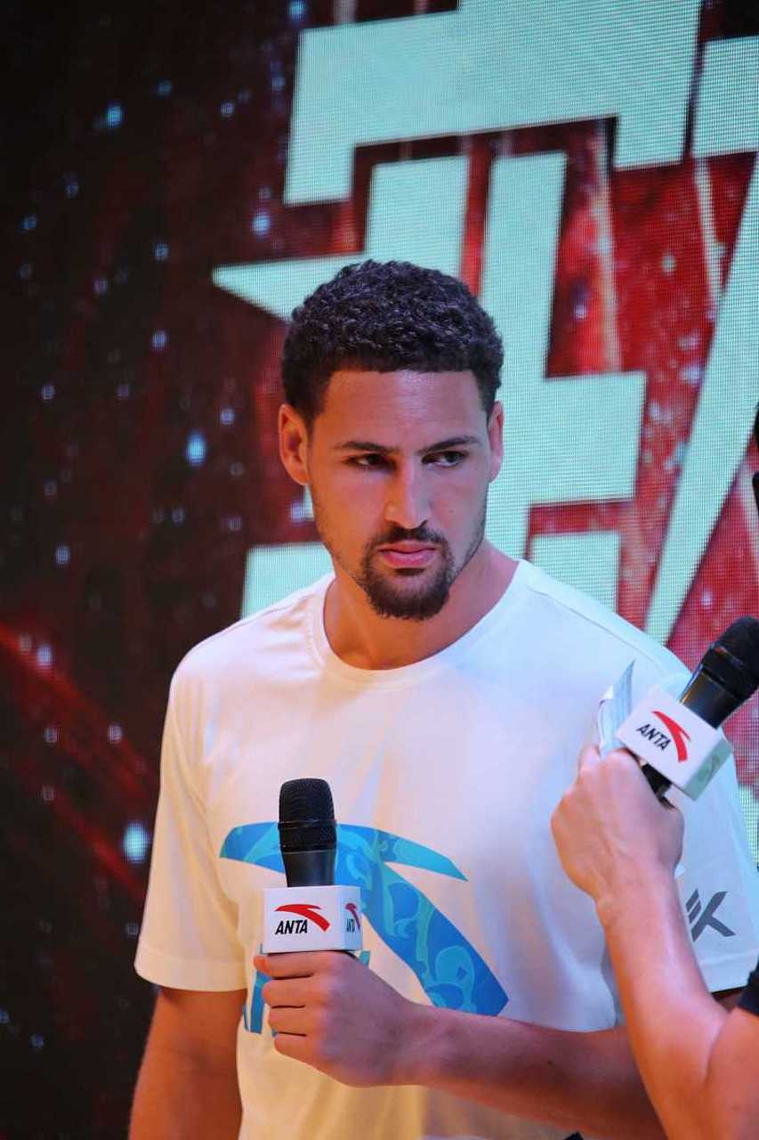 山东队横扫太阳，克莱高光表现