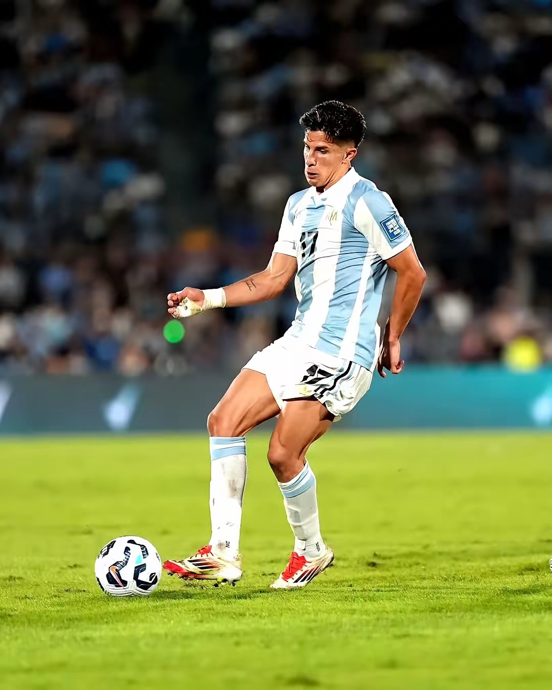 巴西险胜阿根廷,托尼带队取胜 巴西险胜阿根廷,托尼带队取胜