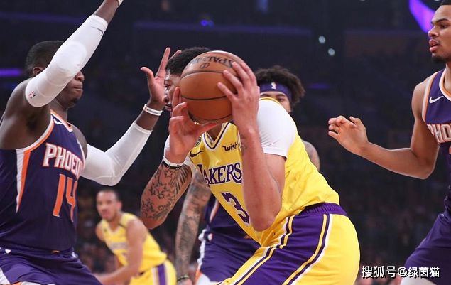 深圳队横扫太阳，浓眉哥刷新纪录