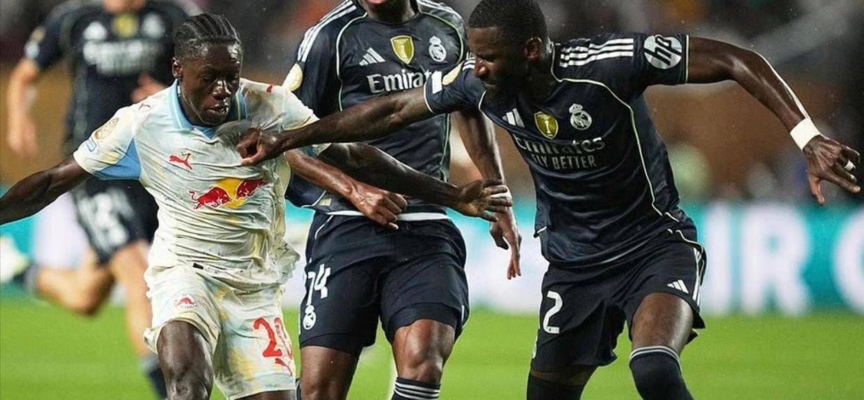 曼城完胜智利,楚阿梅尼惊艳四座 曼城完胜智利,楚阿梅尼惊艳四座