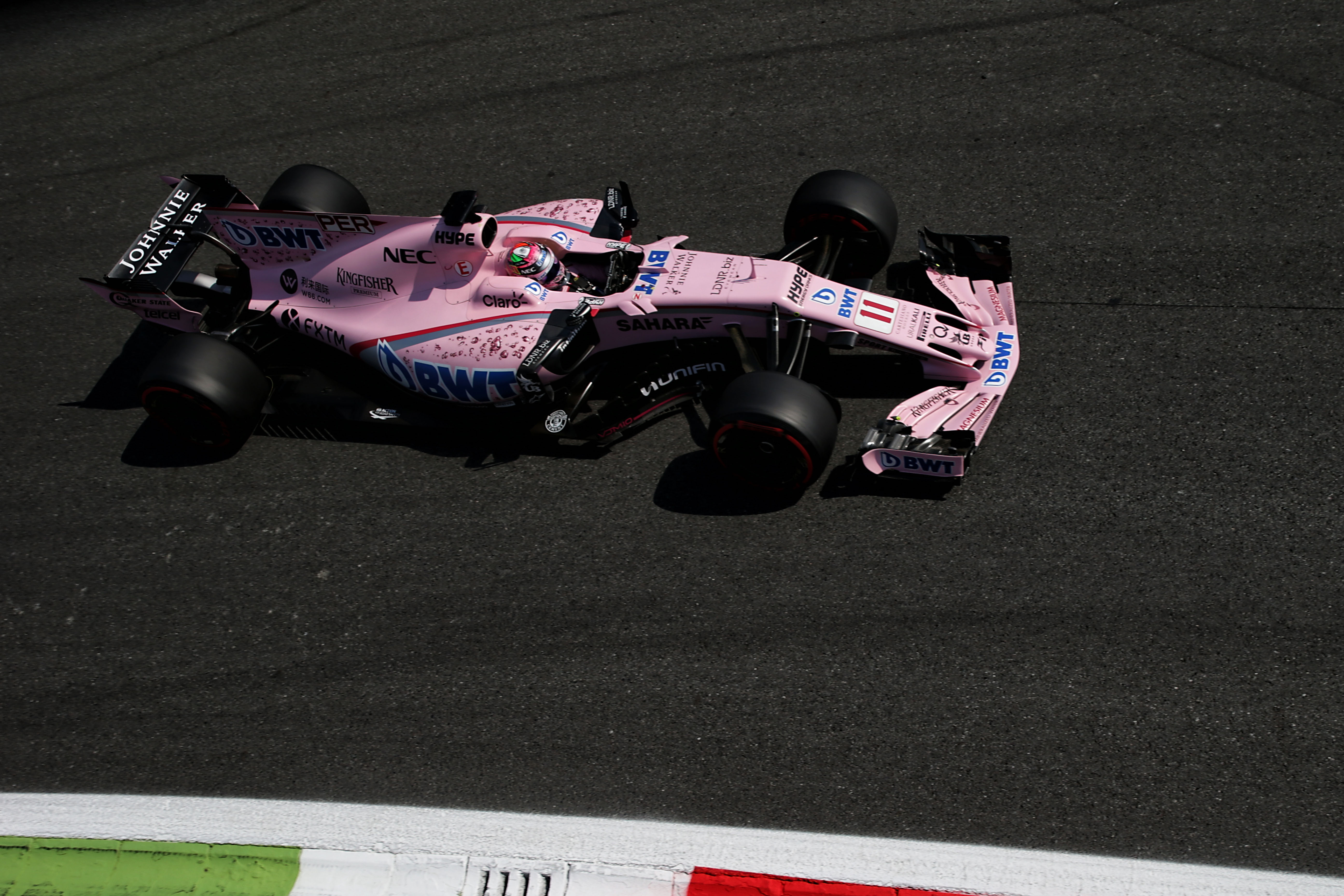 索伯车队险胜红牛二队，佩雷兹高光表现