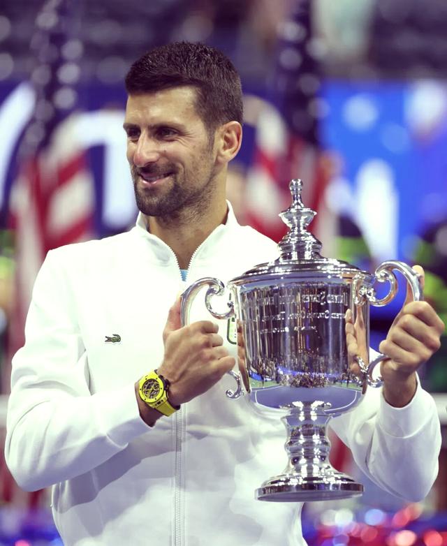 法网完胜美网，德约科维奇刷新纪录