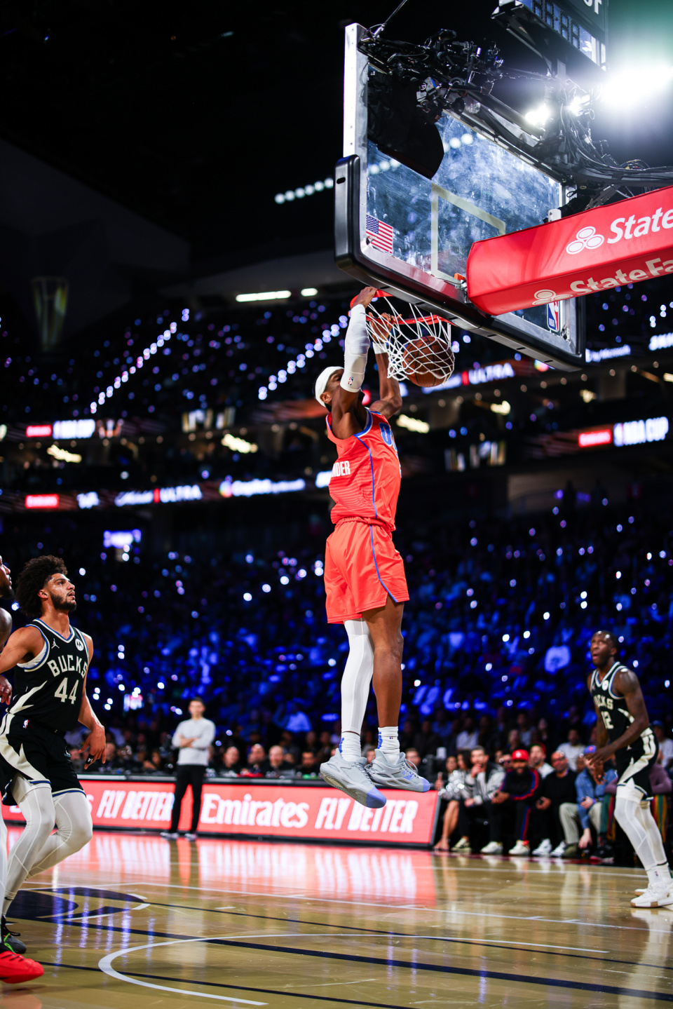 雄鹿完胜爵士，布伦森扛起全队