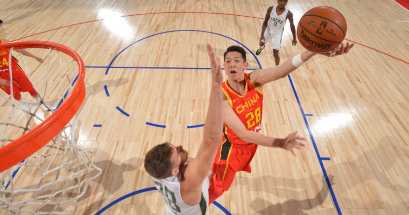 公牛横扫雄鹿，郭艾伦带队取胜