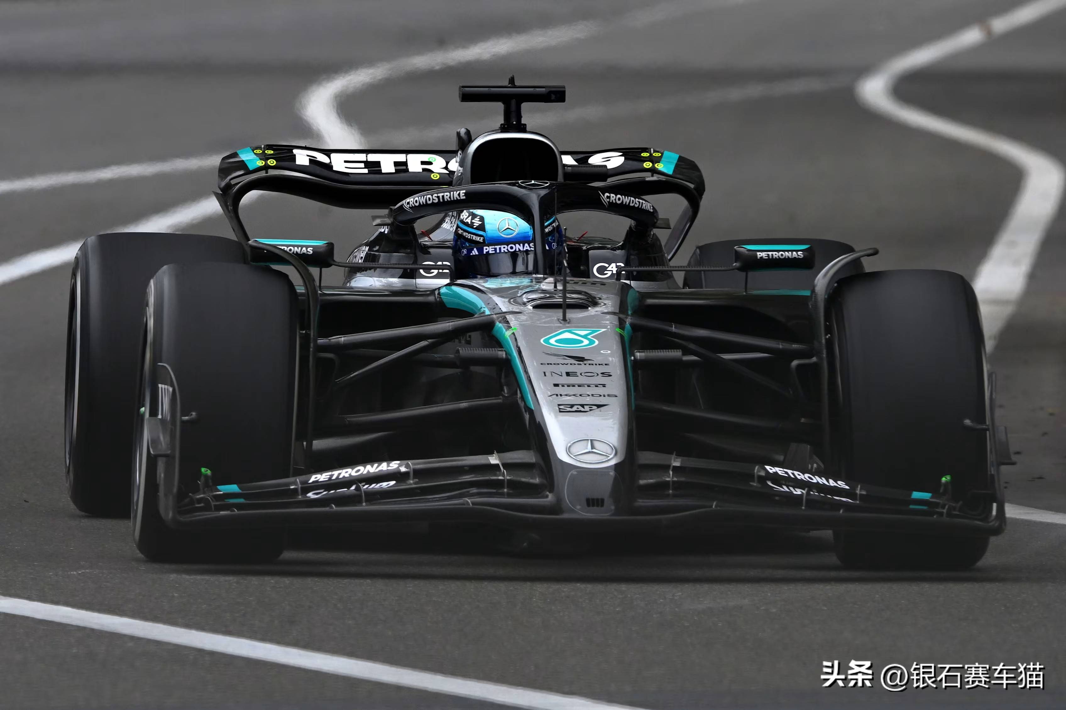 阿斯顿马丁轻取哈斯车队，维斯塔潘扛起全队