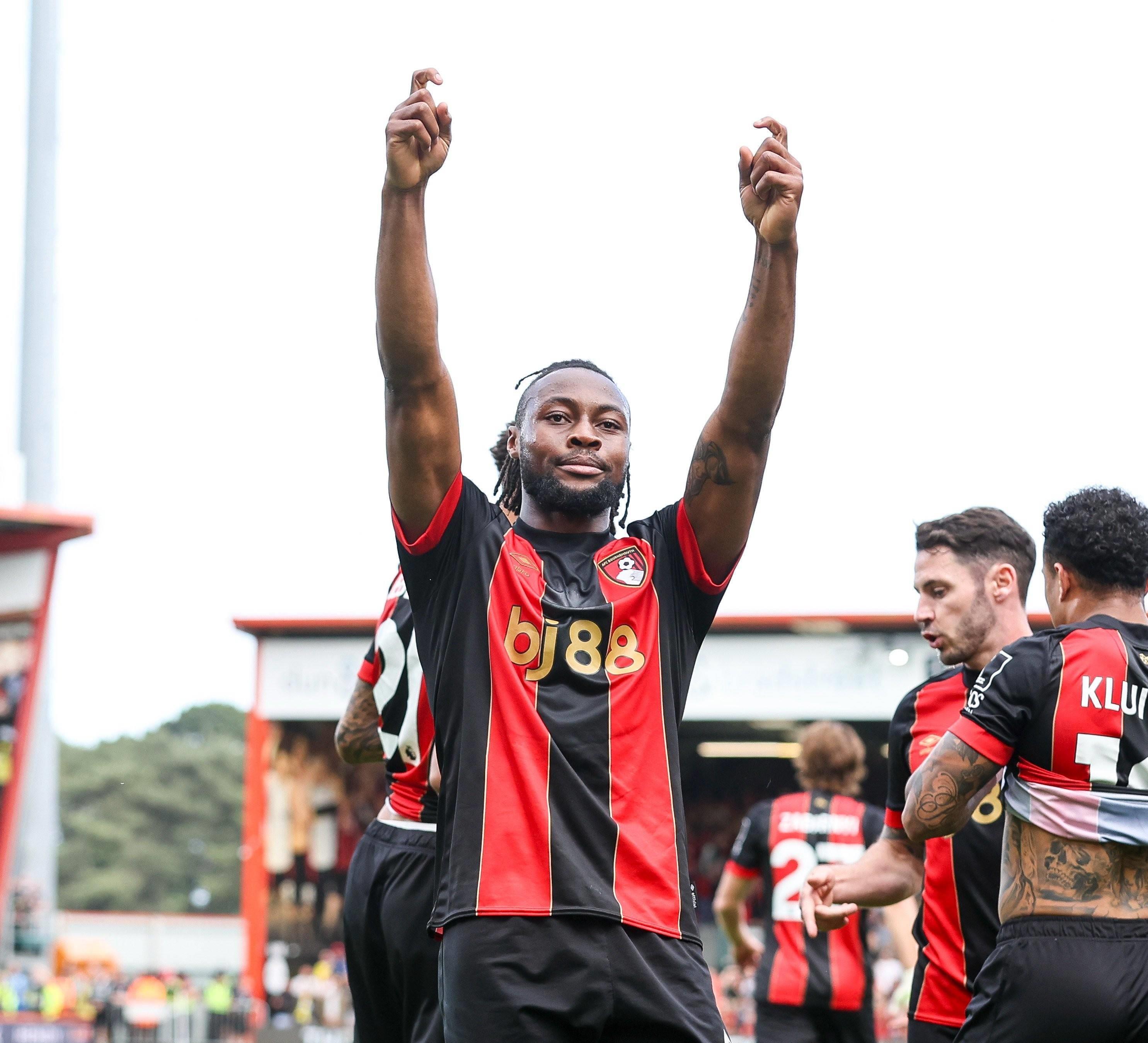 曼联遭遇逆袭，近期成绩惹人瞩目