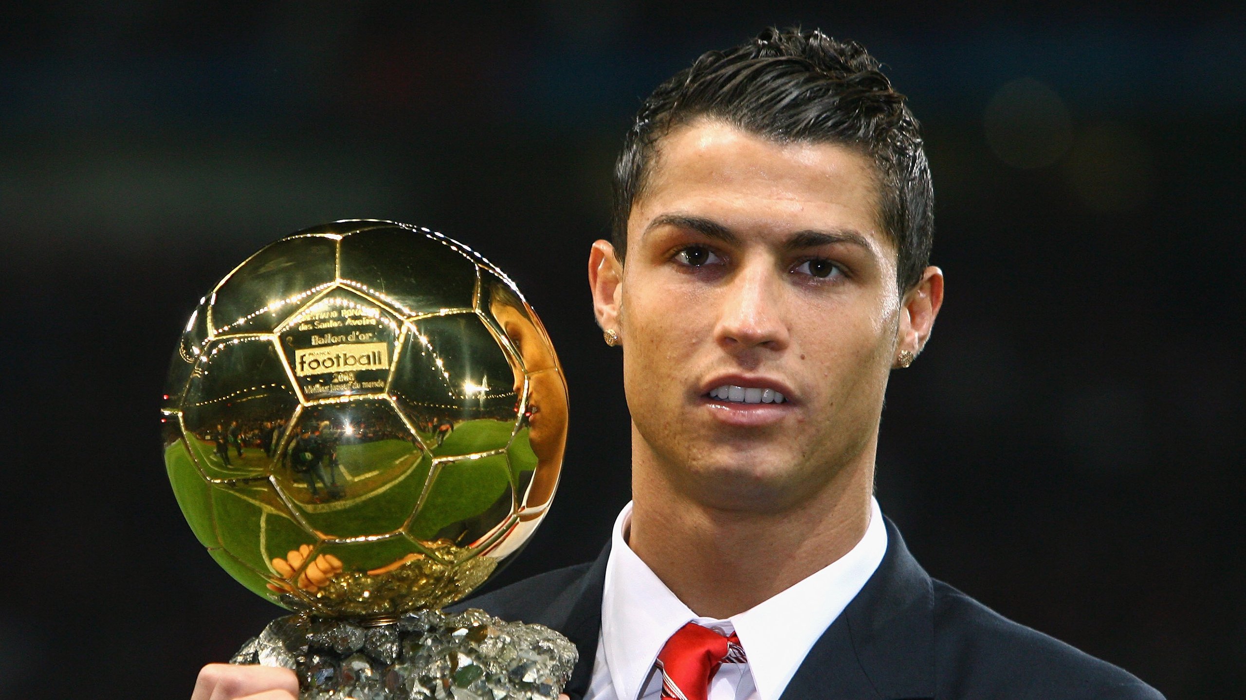 卢卡库一锤定音，比利亚雷亚尔强势攻克阿森纳