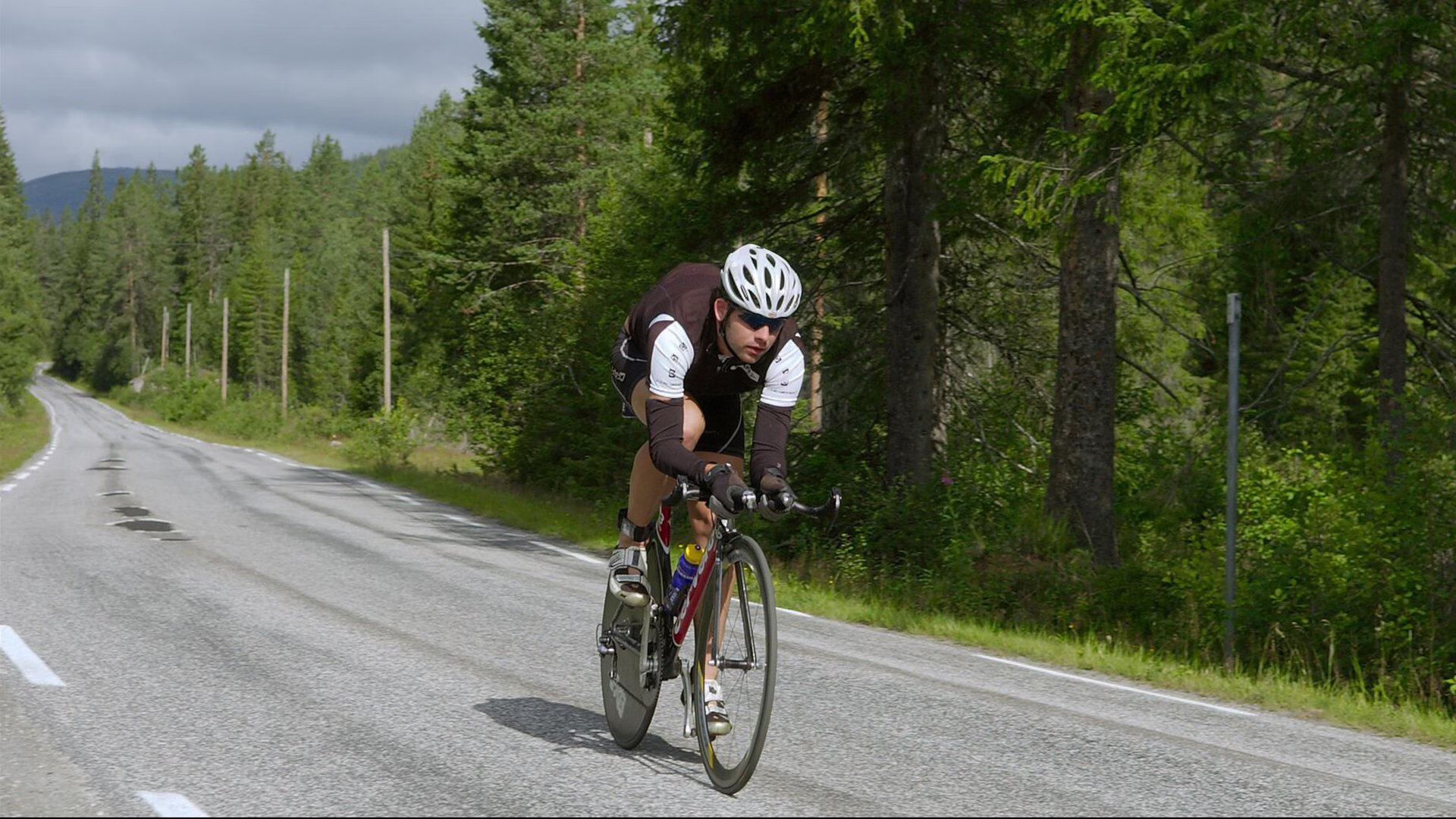 意甲焦点战之夜，乔治关键战不手软，一战定乾坤